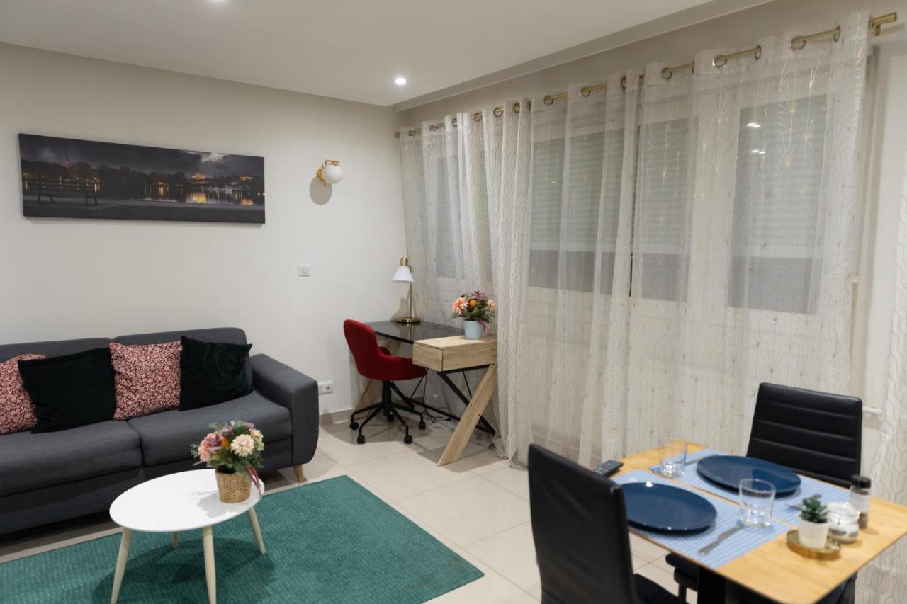 Elegant Et Tres Spacieux, Mon Studio Vous Seduira! Μετς Εξωτερικό φωτογραφία